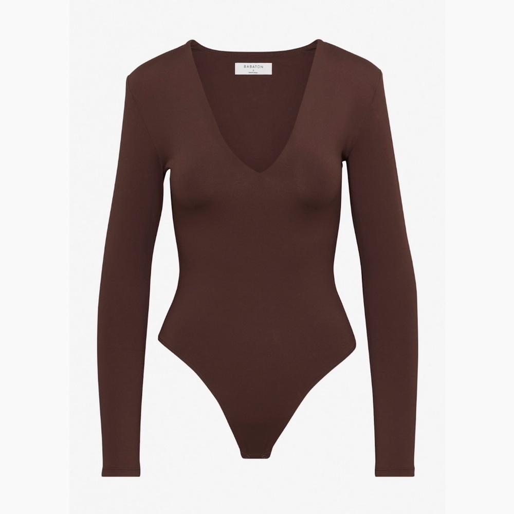 Brown Aritzia Contour New V-neck Longsleeve